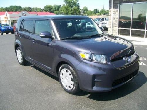 Photo Image Gallery & Touchup Paint: Scion XB in Elusive Blue Metallic  (9AF)  YEARS: 2011-2012