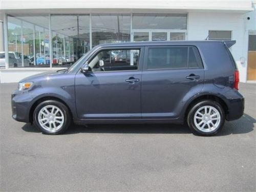 Photo Image Gallery & Touchup Paint: Scion XB in Elusive Blue Metallic  (9AF)  YEARS: 2011-2012
