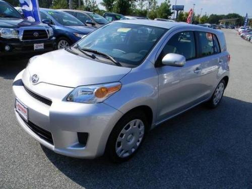 Photo Image Gallery & Touchup Paint: Scion XD in Classic Silver Metallic  (1F7)  YEARS: 2011-2014