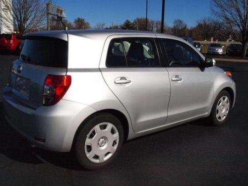 Photo Image Gallery & Touchup Paint: Scion XD in Classic Silver Metallic  (1F7)  YEARS: 2011-2014