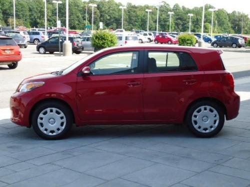 Photo Image Gallery & Touchup Paint: Scion XD in Barcelona Red Metallic  (3R3)  YEARS: 2008-2014