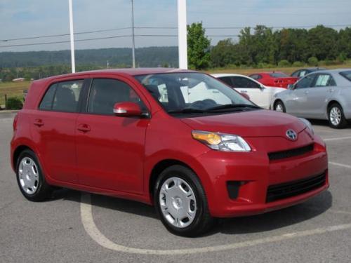 Photo Image Gallery & Touchup Paint: Scion XD in Barcelona Red Metallic  (3R3)  YEARS: 2008-2014