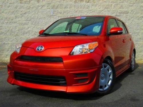 Photo Image Gallery & Touchup Paint: Scion XD in Hot Lava   (4R8)  YEARS: 2008-2008