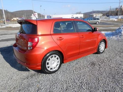 Photo Image Gallery & Touchup Paint: Scion XD in Hot Lava   (4R8)  YEARS: 2008-2008