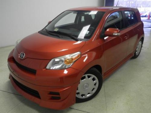 Photo Image Gallery & Touchup Paint: Scion XD in Hot Lava   (4R8)  YEARS: 2008-2008