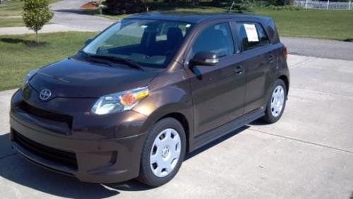 Photo Image Gallery & Touchup Paint: Scion XD in Xpresso    (4T7)  YEARS: 2011-2011