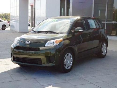 Photo Image Gallery & Touchup Paint: Scion XD in Amazon Green Metallic  (6V2)  YEARS: 2011-2012