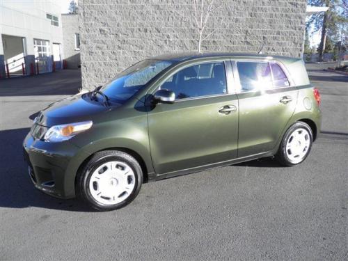 Photo Image Gallery & Touchup Paint: Scion XD in Amazon Green Metallic  (6V2)  YEARS: 2011-2012