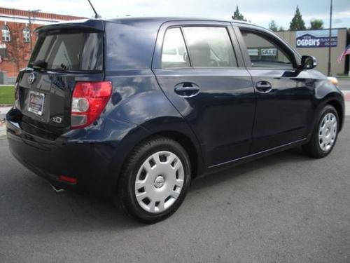 Photo Image Gallery & Touchup Paint: Scion XD in Nautical Blue Metallic  (8S6)  YEARS: 2008-2014