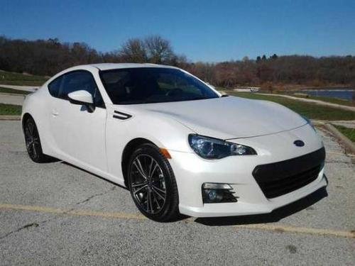 Photo Image Gallery & Touchup Paint: Subaru Brz in Satin White Pearl  (37J)  YEARS: 2013-2014