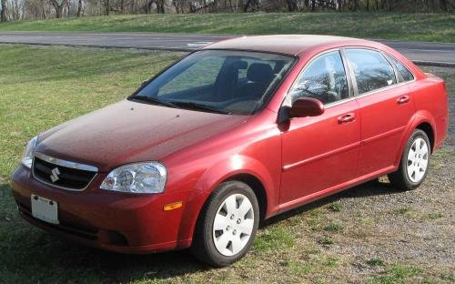 Photo of a 2004-2008 Suzuki Forenza in Fusion Red Metallic (paint color code 70U