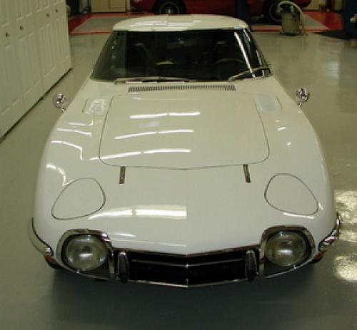 Photo Image Gallery & Touchup Paint: Toyota 2000gt in Pegasus White   (T2309)  YEARS: 1967-1969