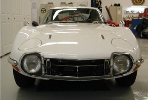 Photo Image Gallery & Touchup Paint: Toyota 2000gt in Pegasus White   (T4145)  YEARS: 1969-1970