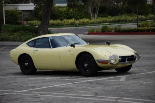 Photo Image Gallery & Touchup Paint: Toyota 2000gt in Bellatrix Yellow   (T4147)  YEARS: 1970-1970