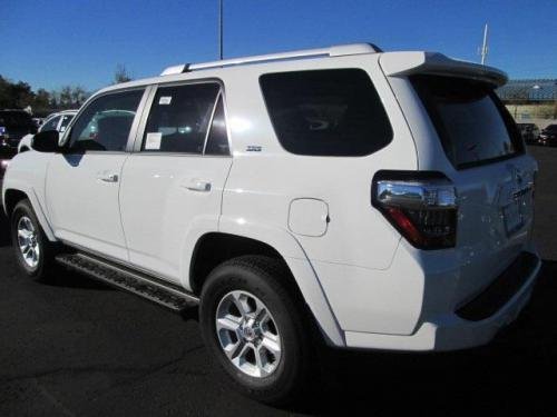 Photo Image Gallery & Touchup Paint: Toyota 4runner in Super White   (040)  YEARS: 2014-2017