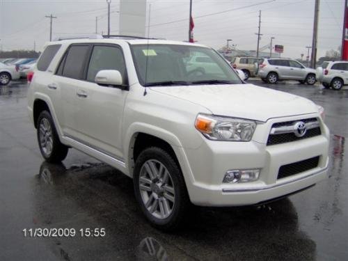 Photo Image Gallery & Touchup Paint: Toyota 4runner in Blizzard Pearl   (070)  YEARS: 2010-2017