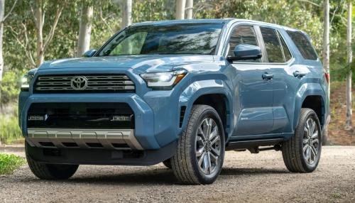 Photo of a 2025 Toyota 4Runner in Heritage Blue (paint color code 8X0