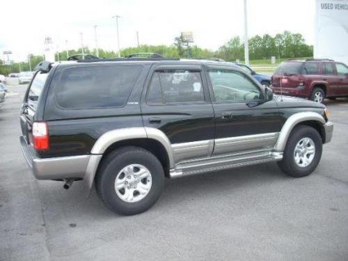Photo of a 2001-2002 Toyota 4Runner in Black on Thunder Cloud Metallic (paint color code KG1