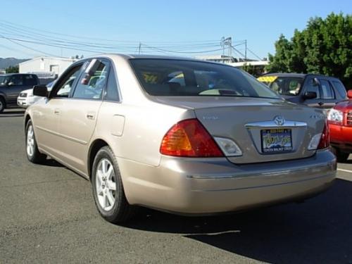 Photo Image Gallery & Touchup Paint: Toyota Avalon In Desert Sand Mica 