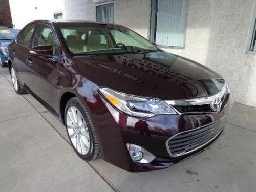 Photo Image Gallery & Touchup Paint: Toyota Avalon in Sizzling Crimson Mica  (3R0)  YEARS: 2013-2017
