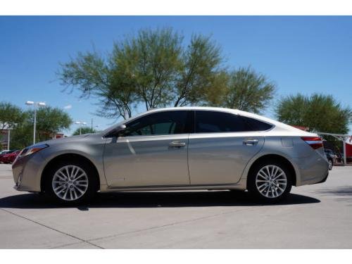 Photo Image Gallery & Touchup Paint: Toyota Avalon in Champagne Mica   (5B2)  YEARS: 2013-2017