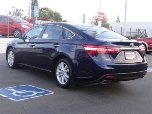 Photo Image Gallery & Touchup Paint: Toyota Avalon in Nautical Blue Metallic  (8S6)  YEARS: 2013-2013