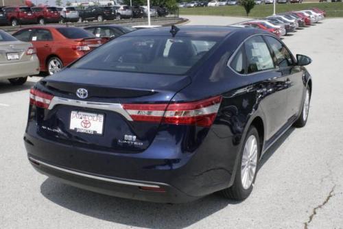 Photo Image Gallery & Touchup Paint: Toyota Avalon in Nautical Blue Metallic  (8S6)  YEARS: 2013-2013