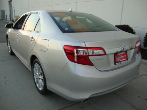 Photo Image Gallery & Touchup Paint: Toyota Camry in Classic Silver Metallic  (1F7)  YEARS: 2012-2014