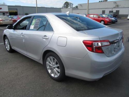 Photo Image Gallery & Touchup Paint: Toyota Camry in Classic Silver Metallic  (1F7)  YEARS: 2012-2014