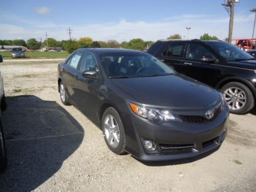 Photo Image Gallery & Touchup Paint: Toyota Camry in Magnetic Gray Metallic  (1G3)  YEARS: 2012-2014