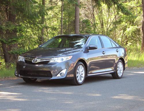 Photo Image Gallery & Touchup Paint: Toyota Camry in Magnetic Gray Metallic  (1G3)  YEARS: 2012-2014