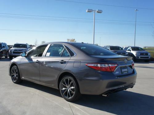 Photo Image Gallery & Touchup Paint: Toyota Camry in Predawn Gray Mica  (1H1)  YEARS: 2015-2017