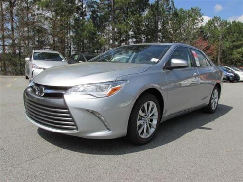 Photo Image Gallery & Touchup Paint: Toyota Camry in Celestial Silver Metallic  (1J9)  YEARS: 2015-2017