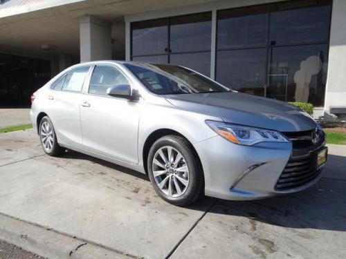 Photo Image Gallery & Touchup Paint: Toyota Camry in Celestial Silver Metallic  (1J9)  YEARS: 2015-2017