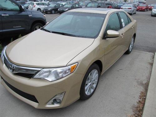 Photo Image Gallery & Touchup Paint: Toyota Camry in Sandy Beach Metallic  (4T8)  YEARS: 2012-2012