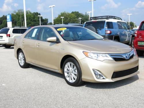 Photo Image Gallery & Touchup Paint: Toyota Camry in Sandy Beach Metallic  (4T8)  YEARS: 2012-2012