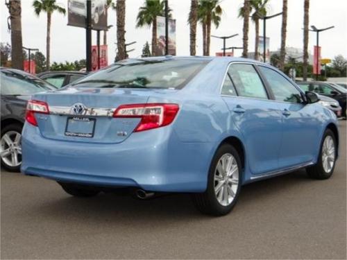 Photo Image Gallery & Touchup Paint: Toyota Camry in Clearwater Blue Metallic  (8W1)  YEARS: 2012-2014
