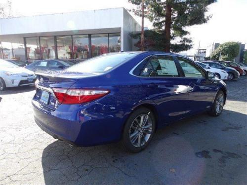 Photo Image Gallery & Touchup Paint: Toyota Camry in Blue Crush Metallic  (8W7)  YEARS: 2015-2016