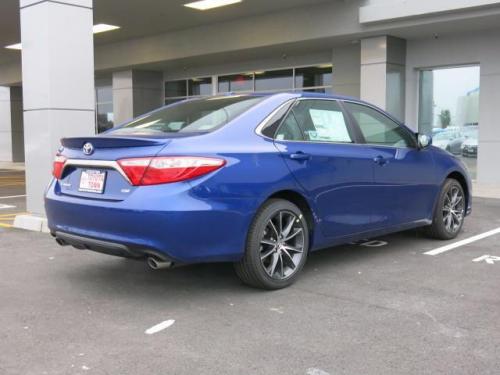 Photo Image Gallery & Touchup Paint: Toyota Camry in Blue Crush Metallic  (8W7)  YEARS: 2015-2016