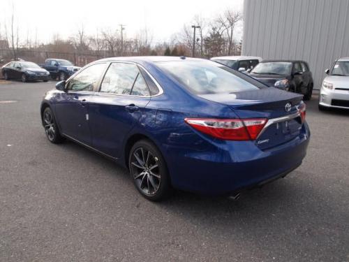 Photo Image Gallery & Touchup Paint: Toyota Camry in Blue Crush Metallic  (8W7)  YEARS: 2015-2016