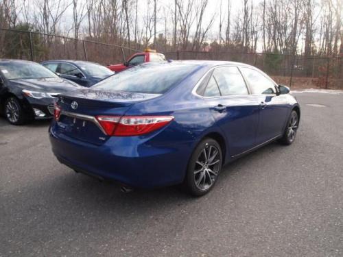 Photo Image Gallery & Touchup Paint: Toyota Camry in Blue Crush Metallic  (8W7)  YEARS: 2015-2016