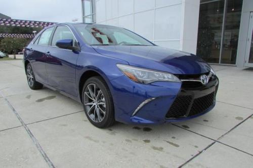 Photo Image Gallery & Touchup Paint: Toyota Camry in Blue Crush Metallic  (8W7)  YEARS: 2015-2016