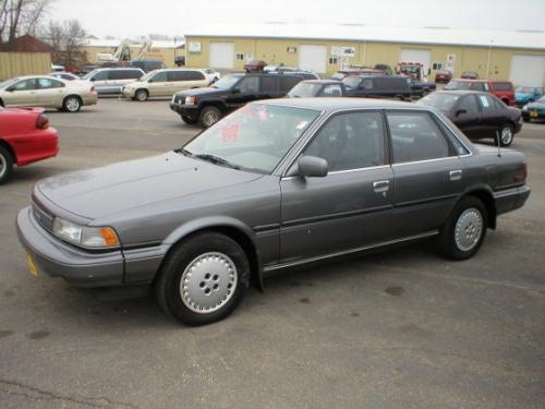 Photo Image Gallery & Touchup Paint: Toyota Camry in Gray Metallic   (167)  YEARS: 1987-1990