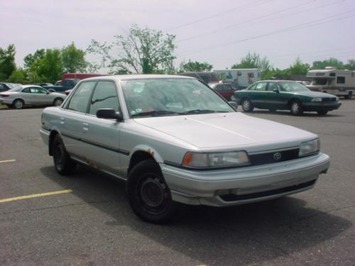Photo Image Gallery & Touchup Paint: Toyota Camry in Silvermist Metallic   (176)  YEARS: 1991-1991