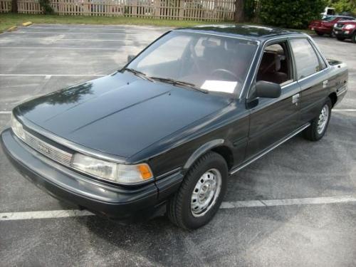 Photo Image Gallery & Touchup Paint: Toyota Camry in Black    (202)  YEARS: 1988-1991