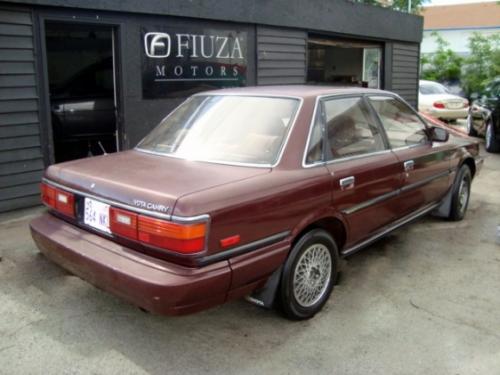 Photo Image Gallery & Touchup Paint: Toyota Camry in Dark Red Pearl  (3H3)  YEARS: 1987-1989