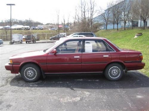 Photo Image Gallery & Touchup Paint: Toyota Camry in Medium Red Pearl  (3H4)  YEARS: 1988-1990