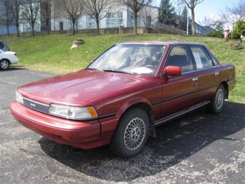Photo Image Gallery & Touchup Paint: Toyota Camry in Medium Red Pearl  (3H4)  YEARS: 1988-1990