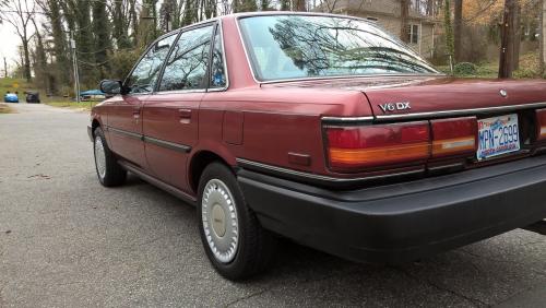 Photo Image Gallery & Touchup Paint: Toyota Camry in Medium Red Pearl  (3H4)  YEARS: 1988-1990