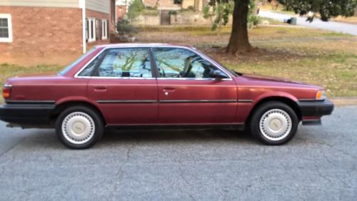 Photo Image Gallery & Touchup Paint: Toyota Camry in Medium Red Pearl  (3H4)  YEARS: 1988-1990